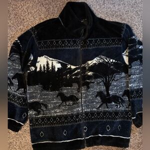 Women's Black and White Scenic Fleece Jacket w Horses